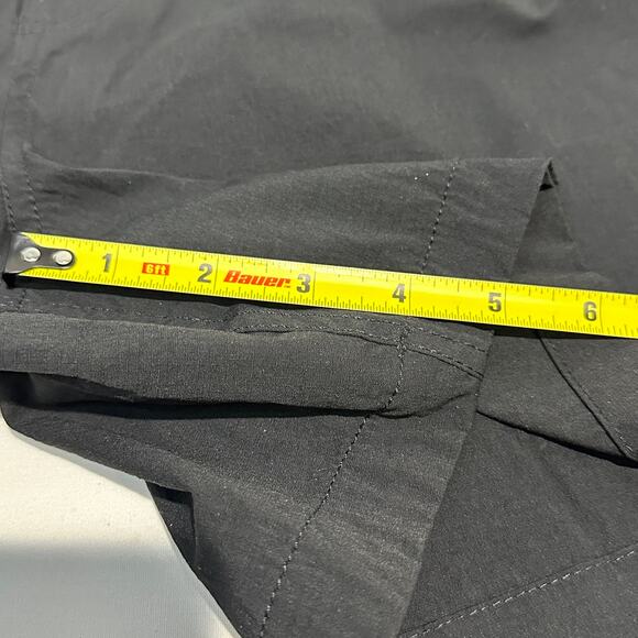 New without Tags! Carhartt Women's Force Relaxed Fit  5 Pocket Work Shorts - XL - Picture 10 of 10